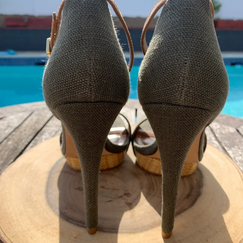 Tory Burch Olive Green Platform Heels with Tan Woven Platform